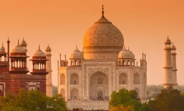 Sunrise Same Day Tour by Car From Delhi
